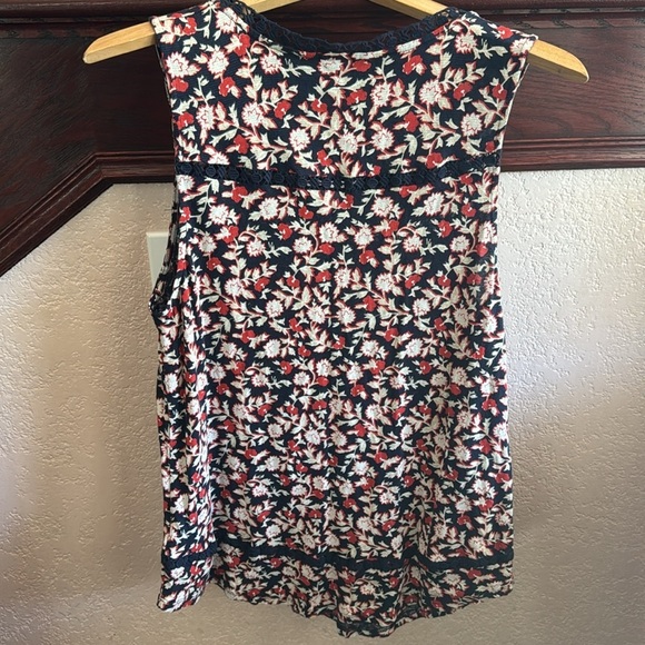 Lucky Brand Women’s XL Red White & Navy Blue Boho Sleeveless Tunic Lace Blouse - Picture 3 of 5
